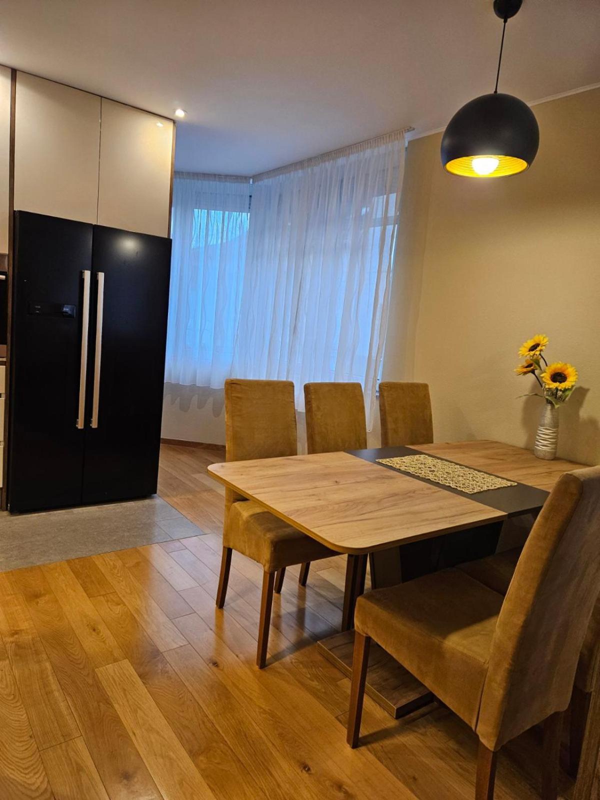 Centar Bulevar Ex Sa Garazom *
